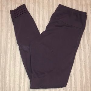 Matte purple leggings 😈